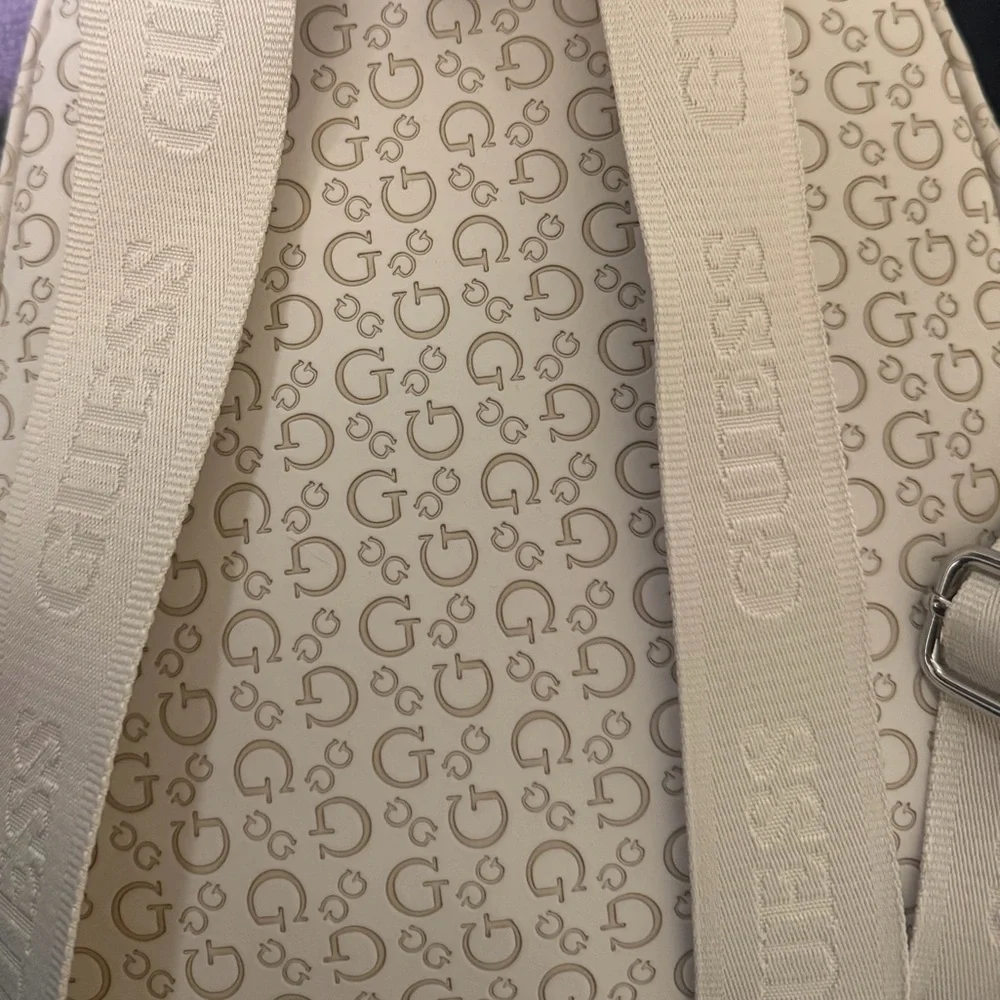 Guess Cream Logo Backpack - Picture 3 of 4